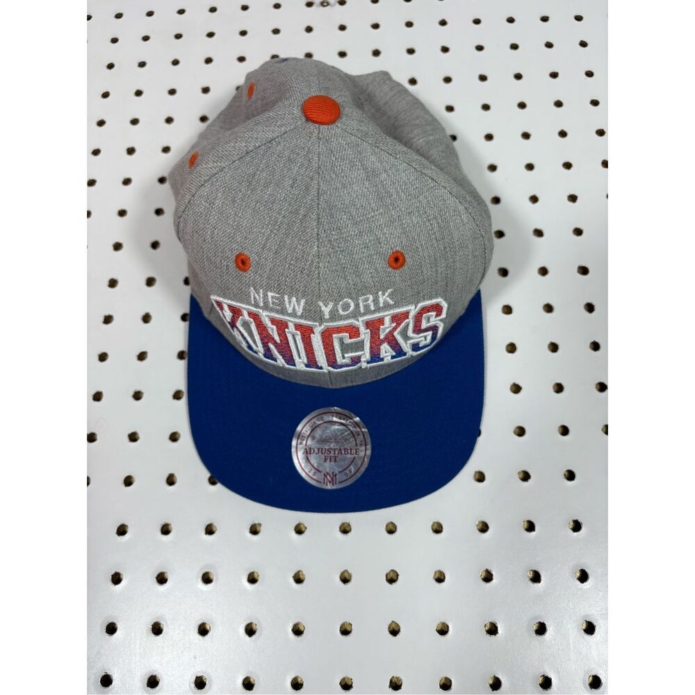 Mitchell & Ness New York Knicks Gray, Blue & Orange Snapback Hat